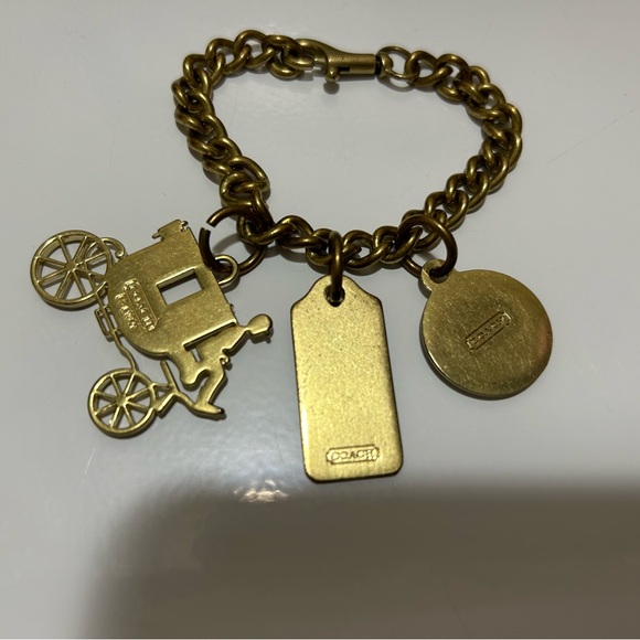 Coach Vintage Horse and Carriage Chain Charm - Picture 3 of 8